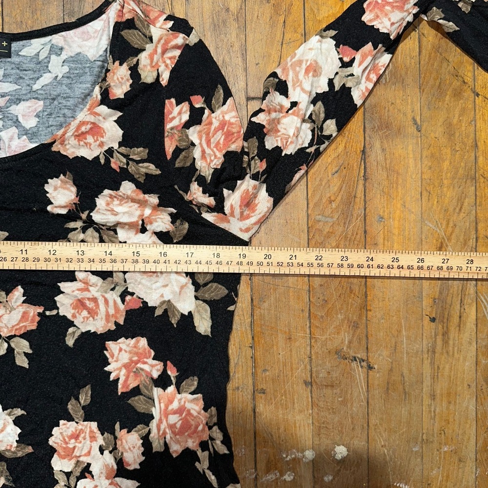 Forever 21‎ Dress Womens Size 22 Black Floral Long Sleeve Round Neck Pullover - Picture 5 of 7